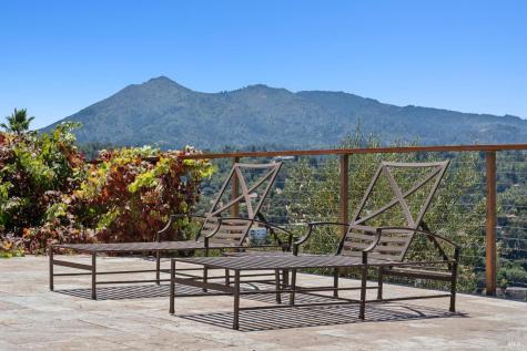 349 Fairhills Drive San Rafael CA 94901