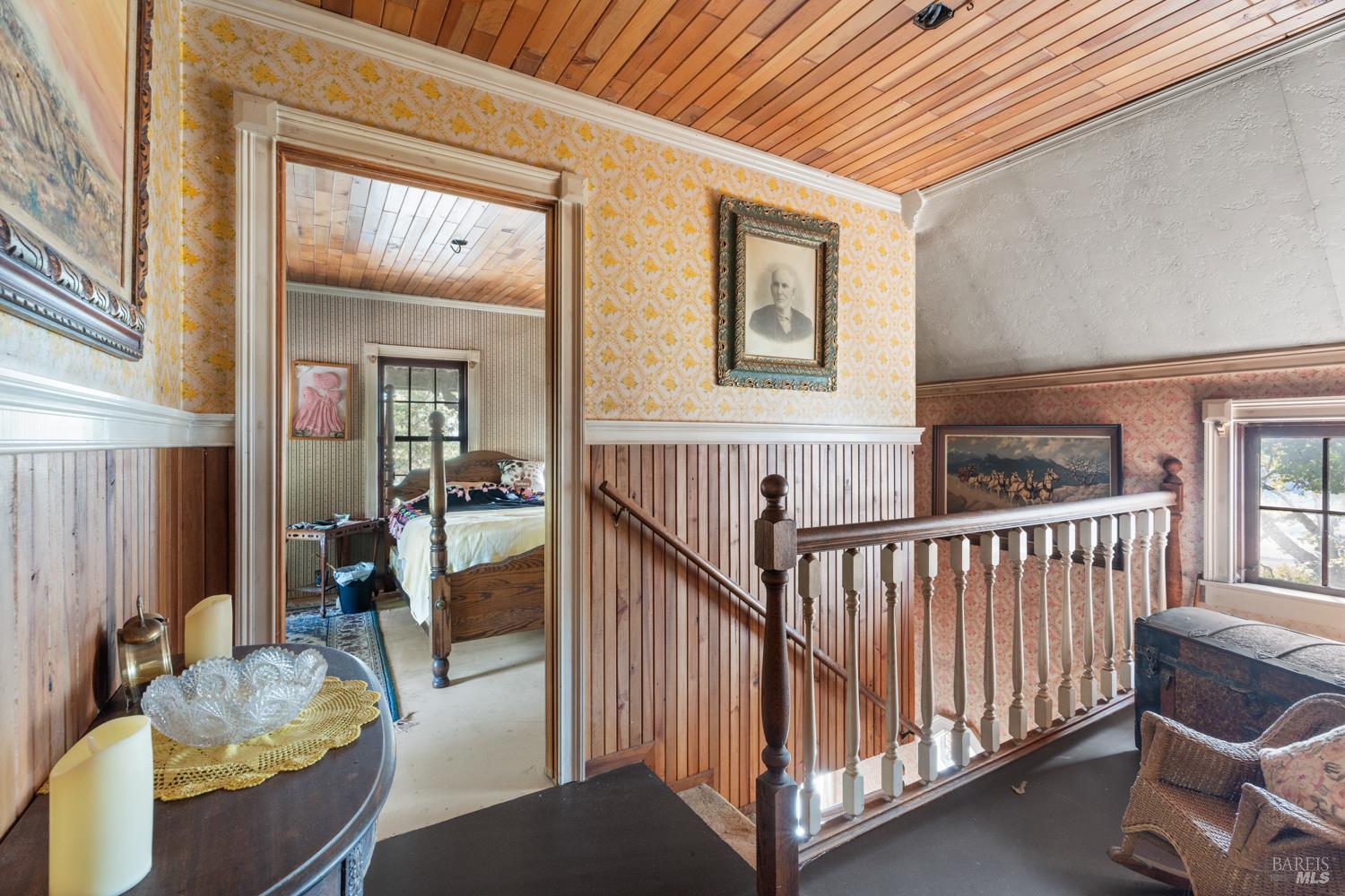 24600 String Creek Road Willits CA 95490