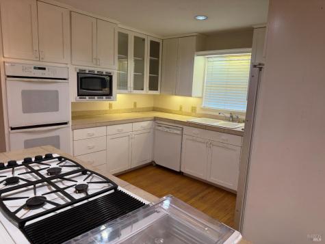 1927 Marsh Road Santa Rosa CA 95403