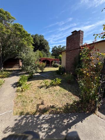 1927 Marsh Road Santa Rosa CA 95403