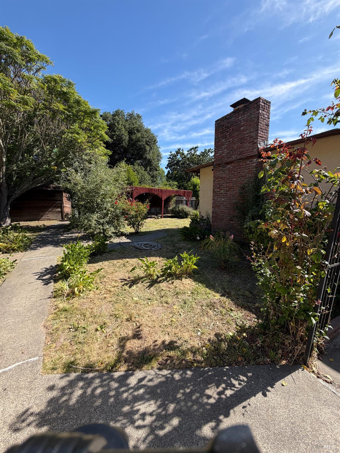 1927 Marsh Road Santa Rosa CA 95403