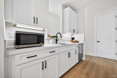 345 Cornell Street Windsor CA 9549