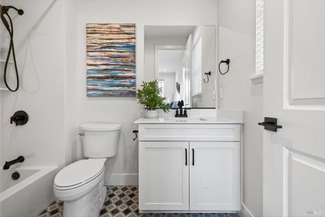 345 Cornell Street Windsor CA 9549