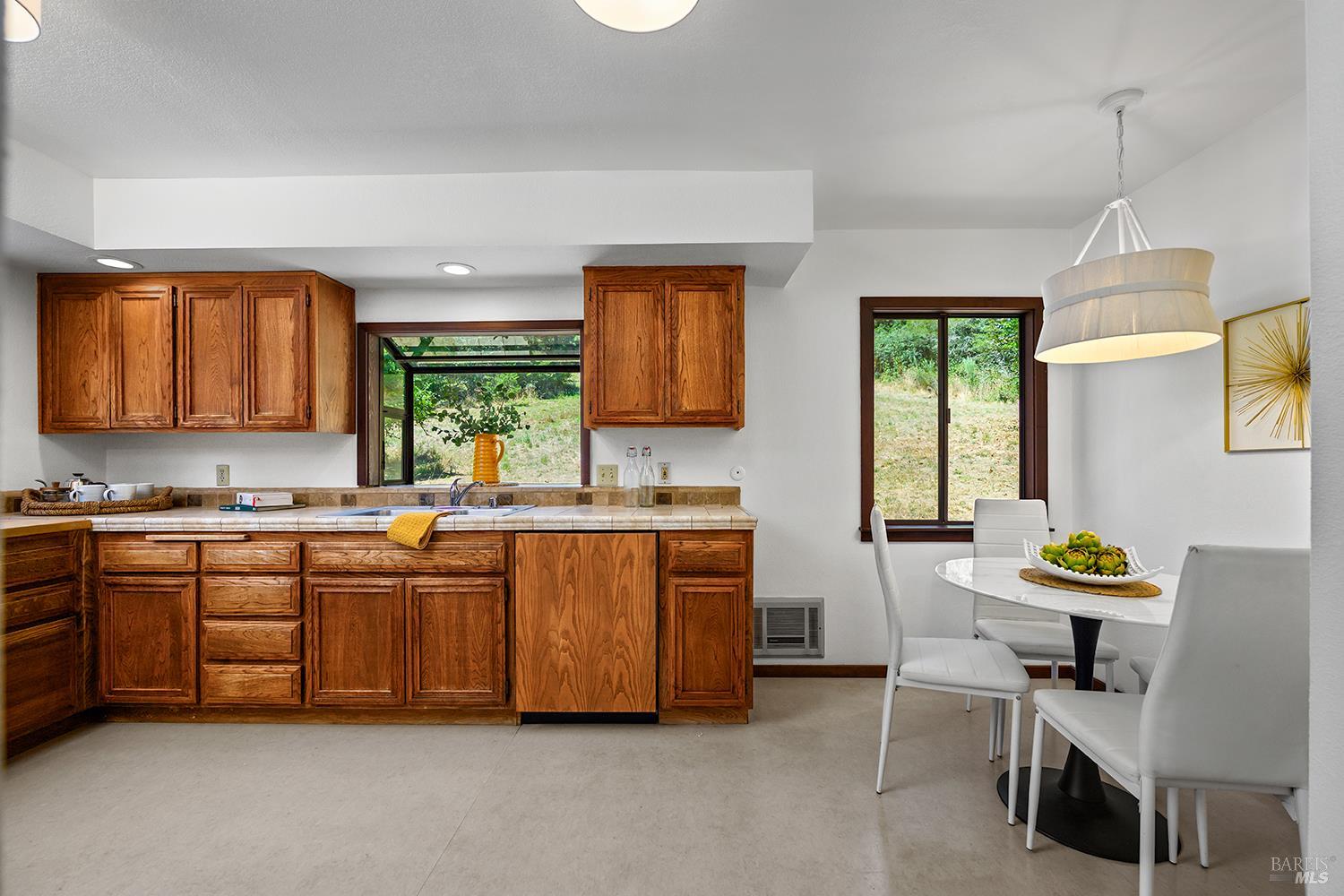 920 Wagnon Road Sebastopol CA 95472