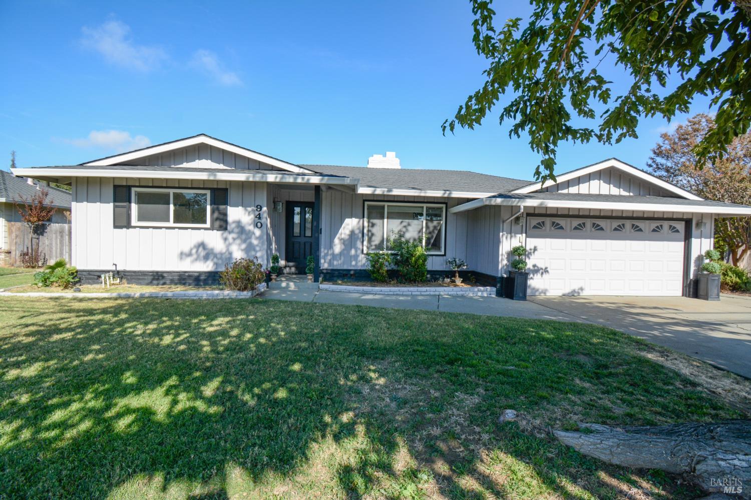 940 W A Street Dixon CA 95620