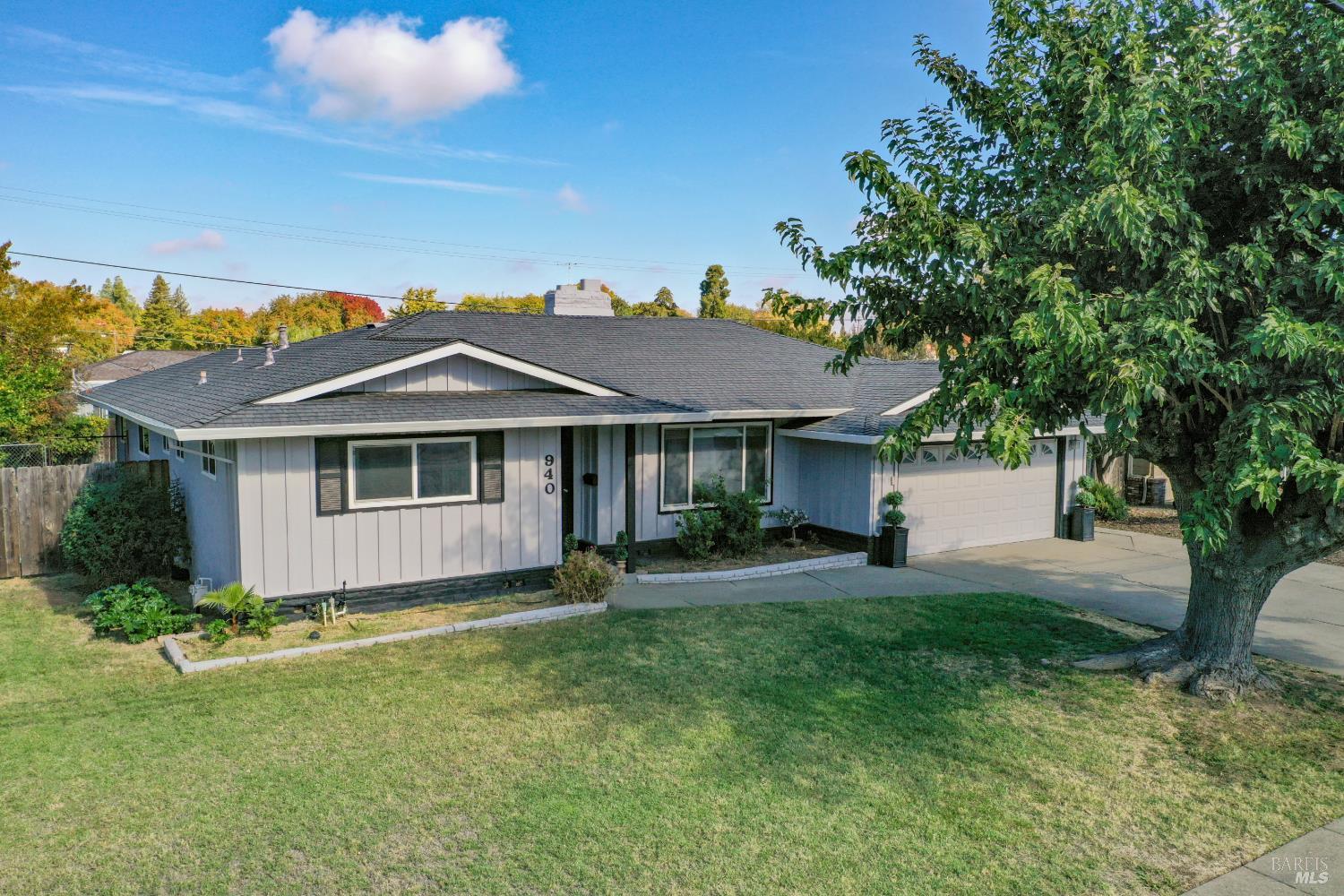 940 W A Street Dixon CA 95620