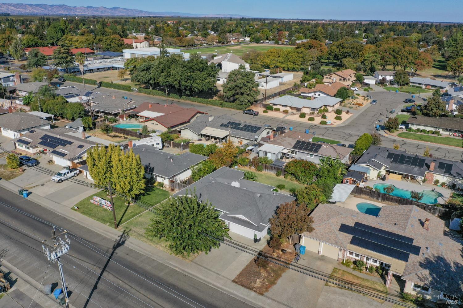 940 W A Street Dixon CA 95620