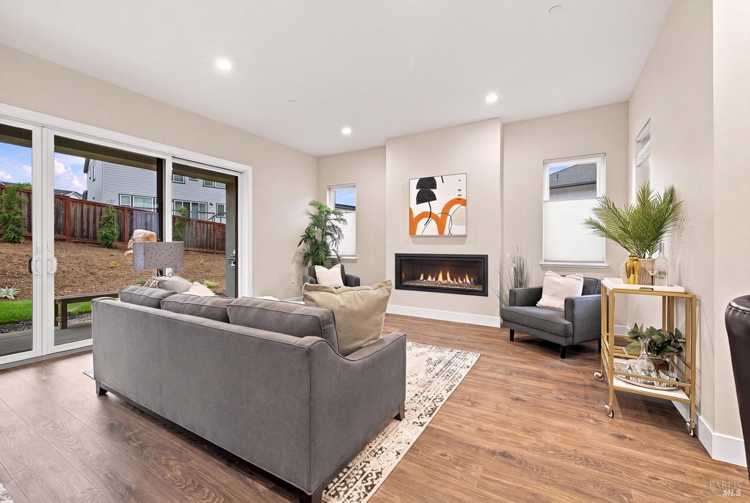 1920 Carlile Place Santa Rosa CA 95403