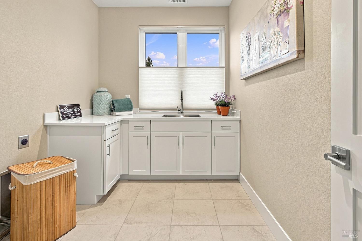 1920 Carlile Place Santa Rosa CA 95403