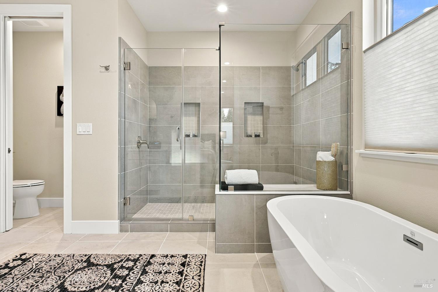 1920 Carlile Place Santa Rosa CA 95403
