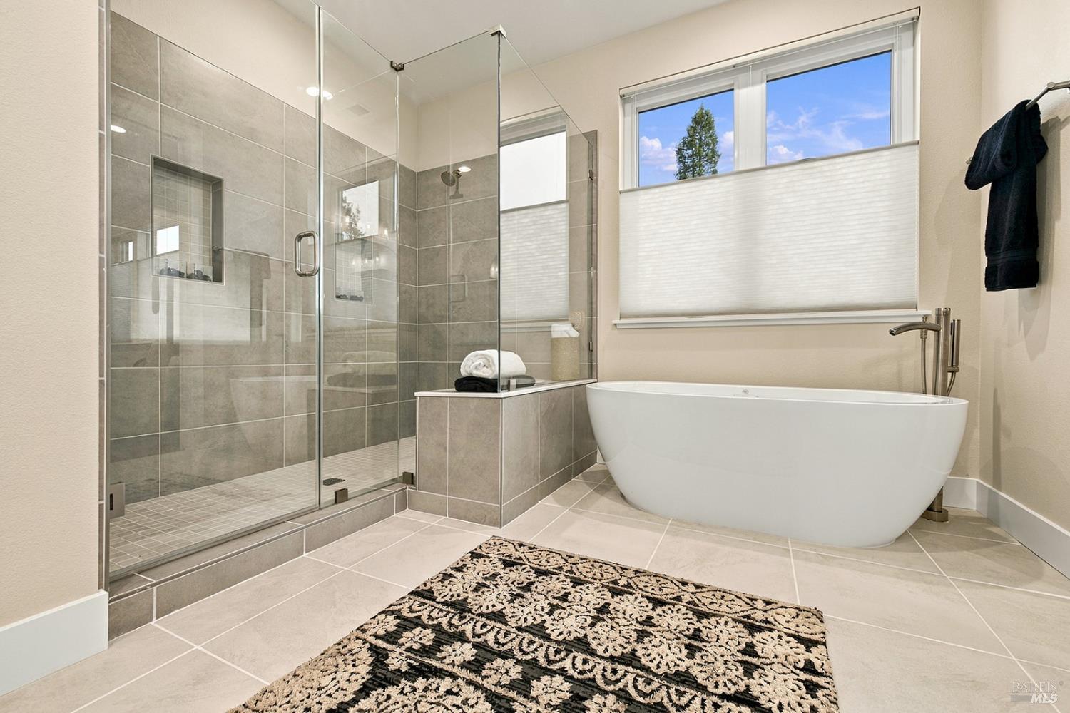 1920 Carlile Place Santa Rosa CA 95403