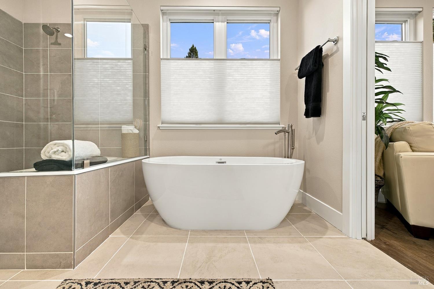 1920 Carlile Place Santa Rosa CA 95403