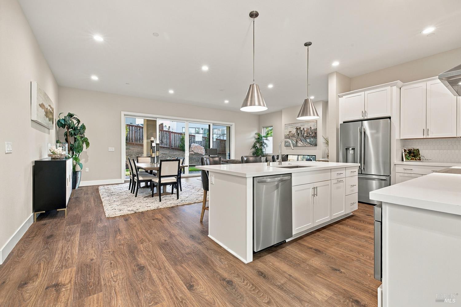 1920 Carlile Place Santa Rosa CA 95403