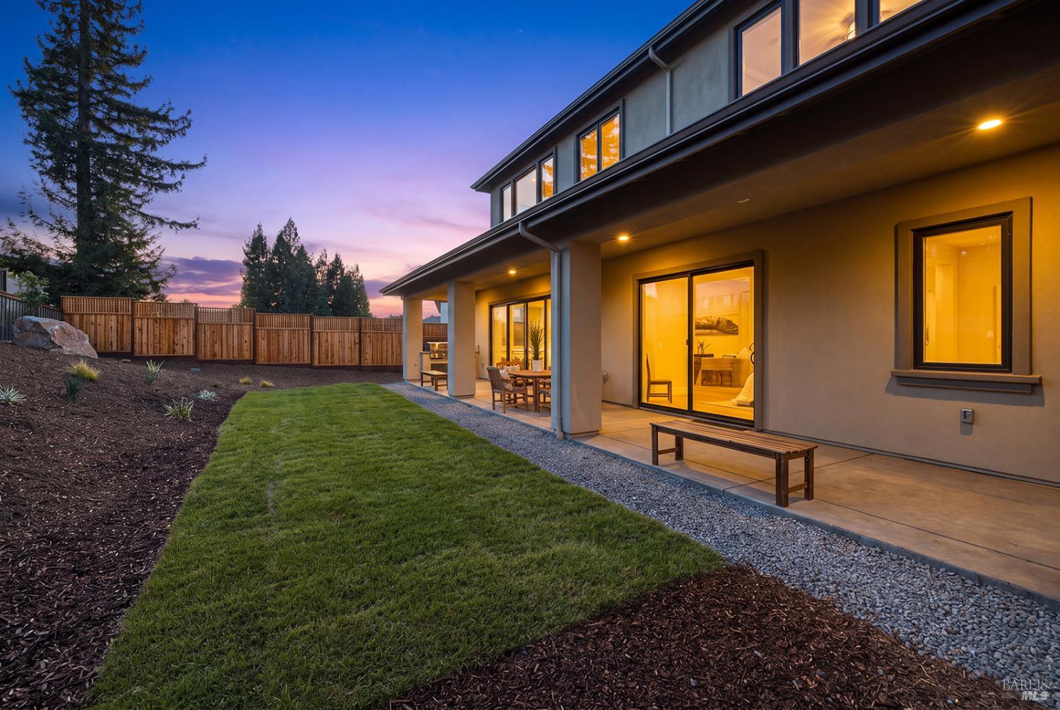 1920 Carlile Place Santa Rosa CA 95403