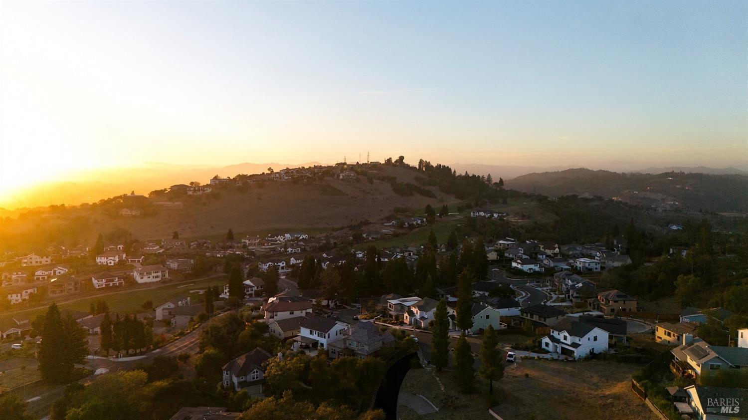 1920 Carlile Place Santa Rosa CA 95403