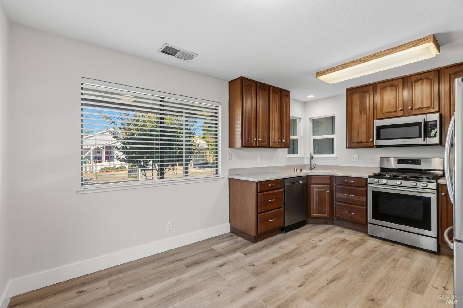 468 Ginny Drive Windsor CA 95492