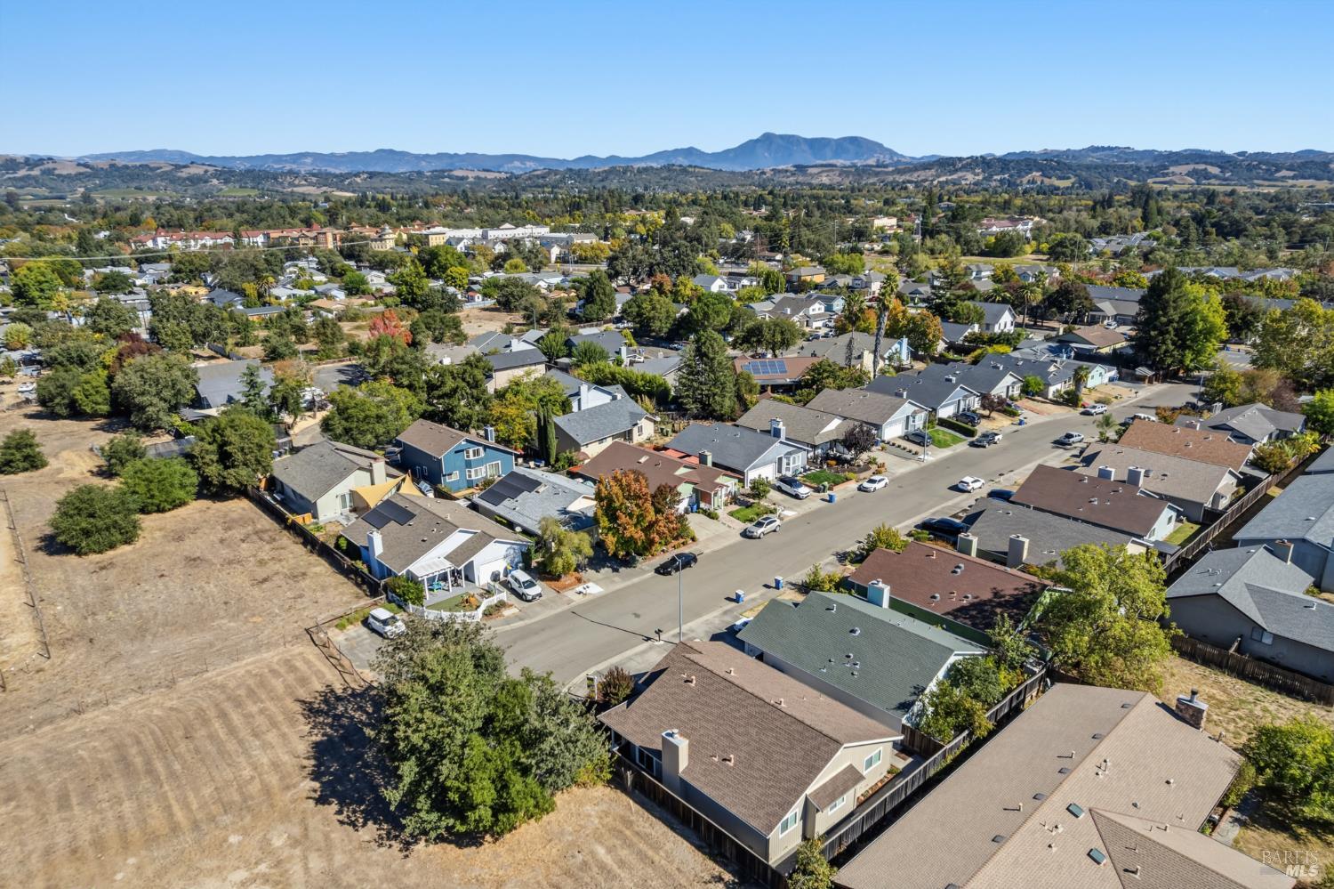 468 Ginny Drive Windsor CA 95492