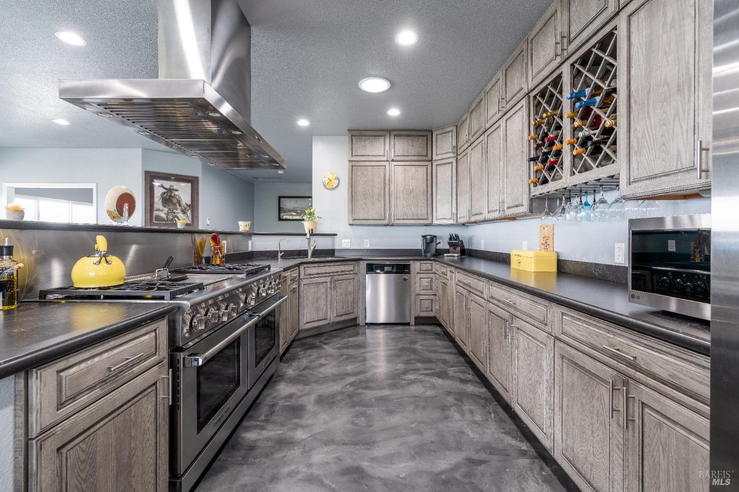 5510-5500 Parducci Road Ukiah CA 95482