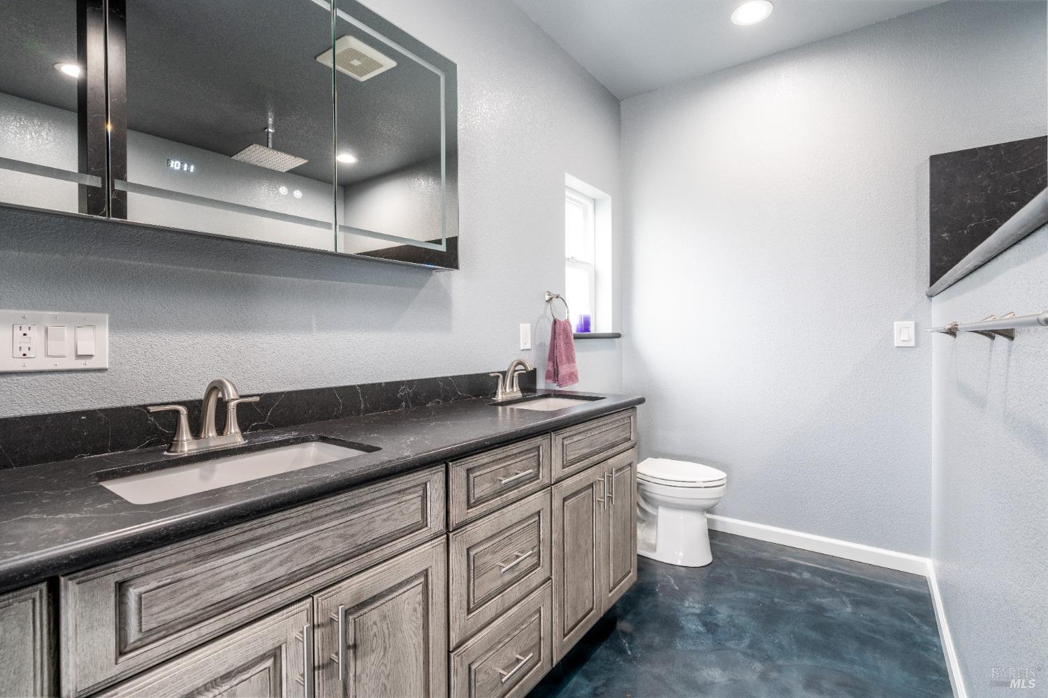 5510-5500 Parducci Road Ukiah CA 95482