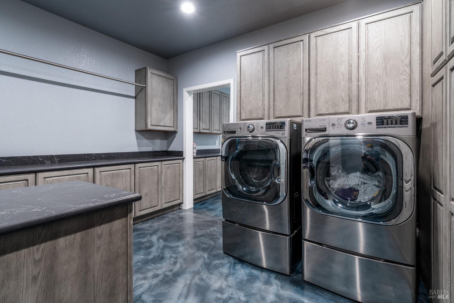5510-5500 Parducci Road Ukiah CA 95482