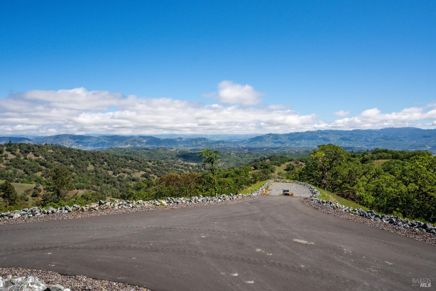 5510-5500 Parducci Road Ukiah CA 95482