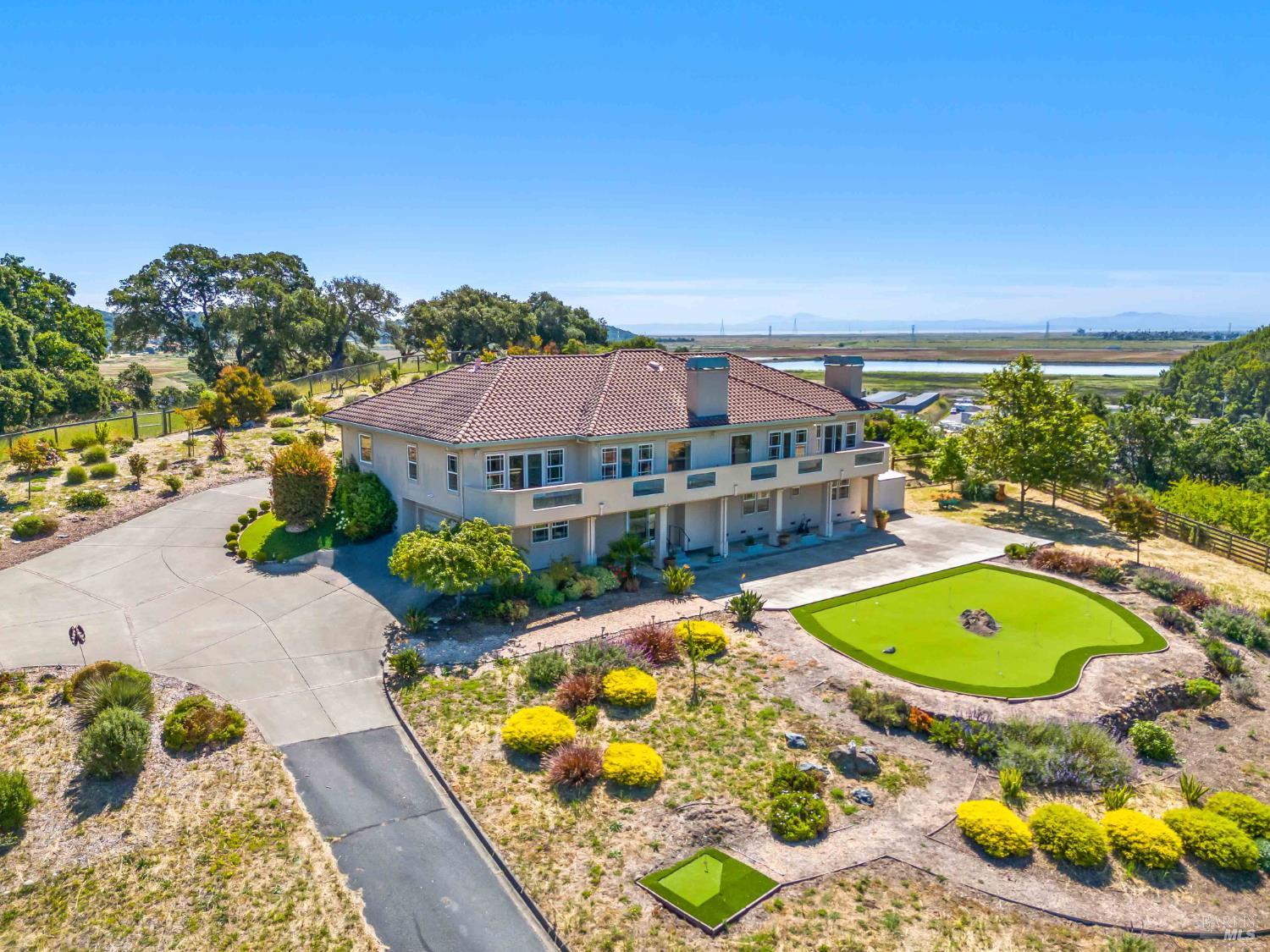 10 Deer Island Lane Novato CA 94945