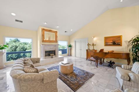 10 Deer Island Lane Novato CA 94945