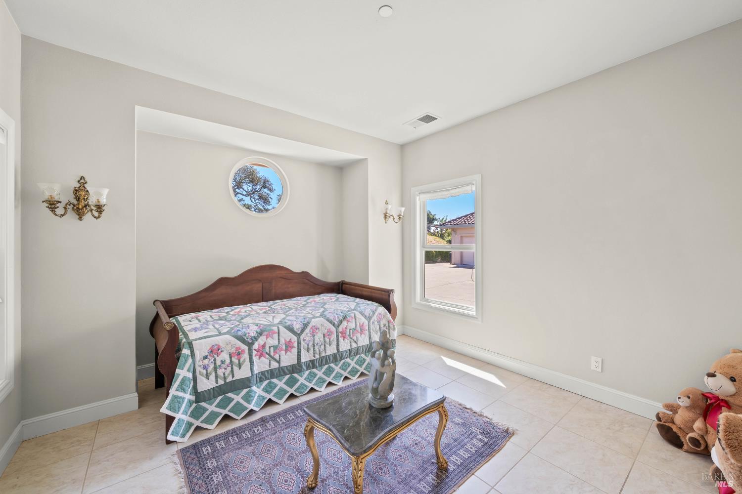 10 Deer Island Lane Novato CA 94945