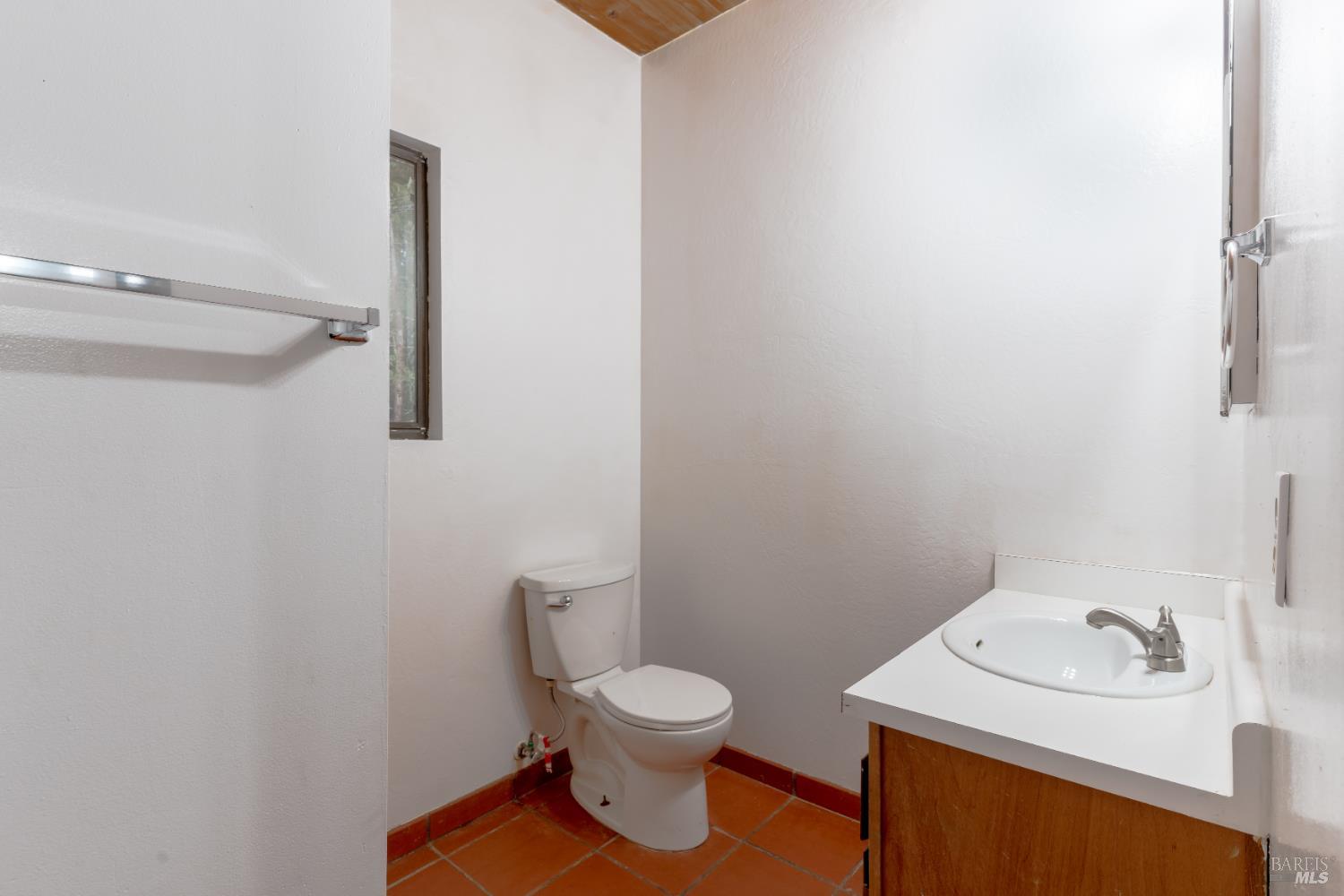 24009 Primrose Court Willits CA 95490