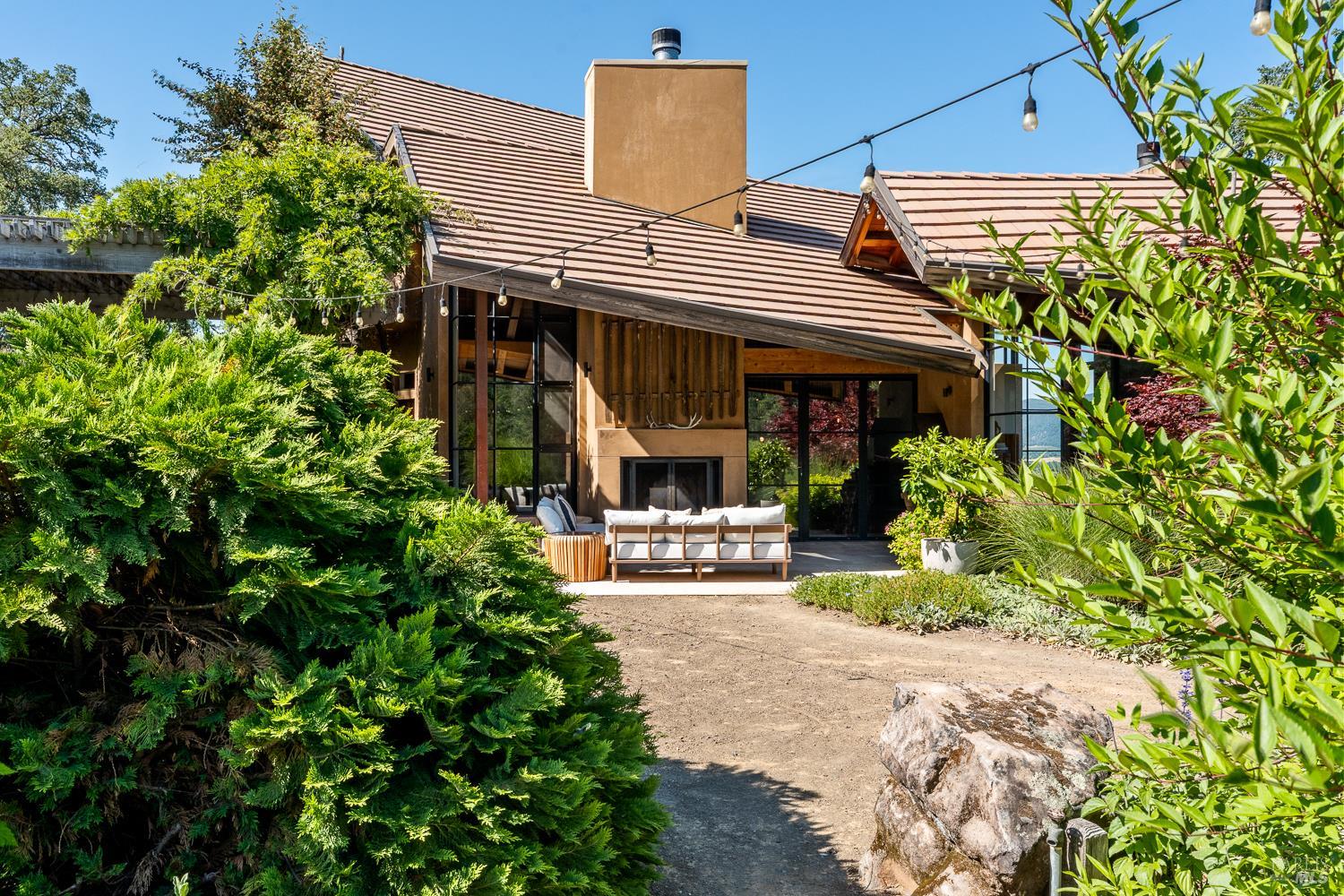 4758 Burke Hill Drive Ukiah CA 95482
