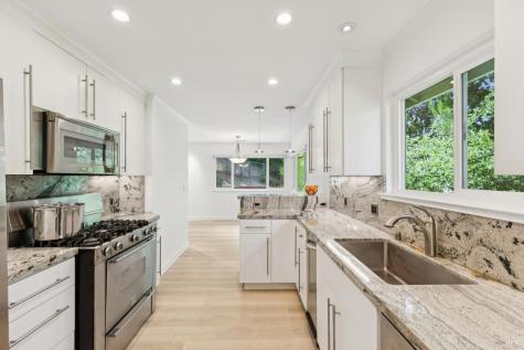 46 Drakewood Lane Novato CA 94949