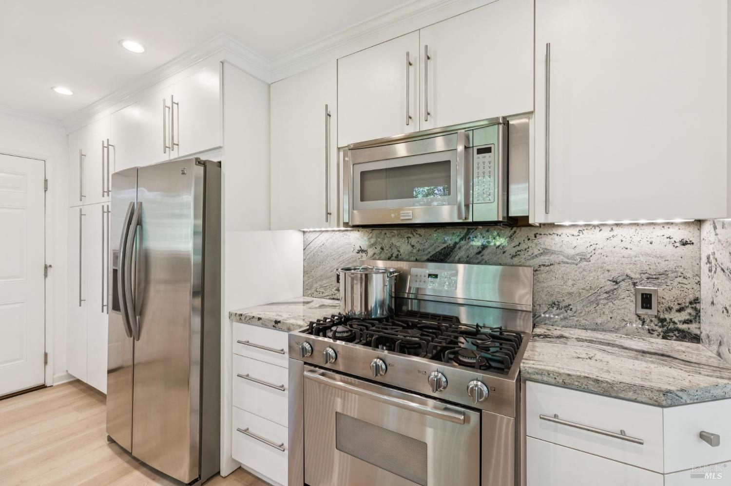 46 Drakewood Lane Novato CA 94947