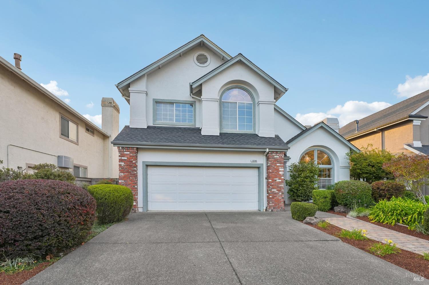 1006 Elsbree Lane Windsor CA 95492