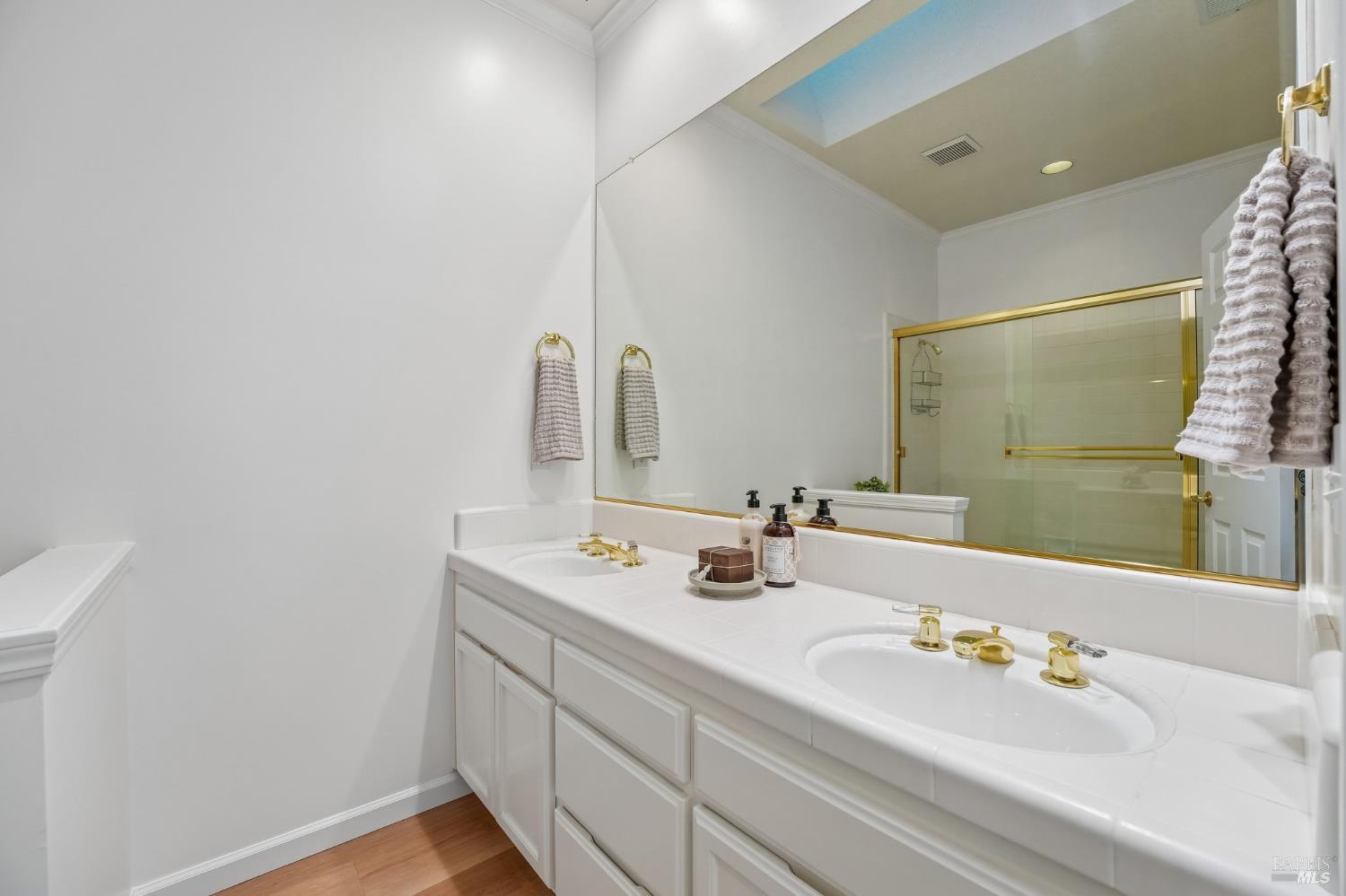 1006 Elsbree Lane Windsor CA 95492