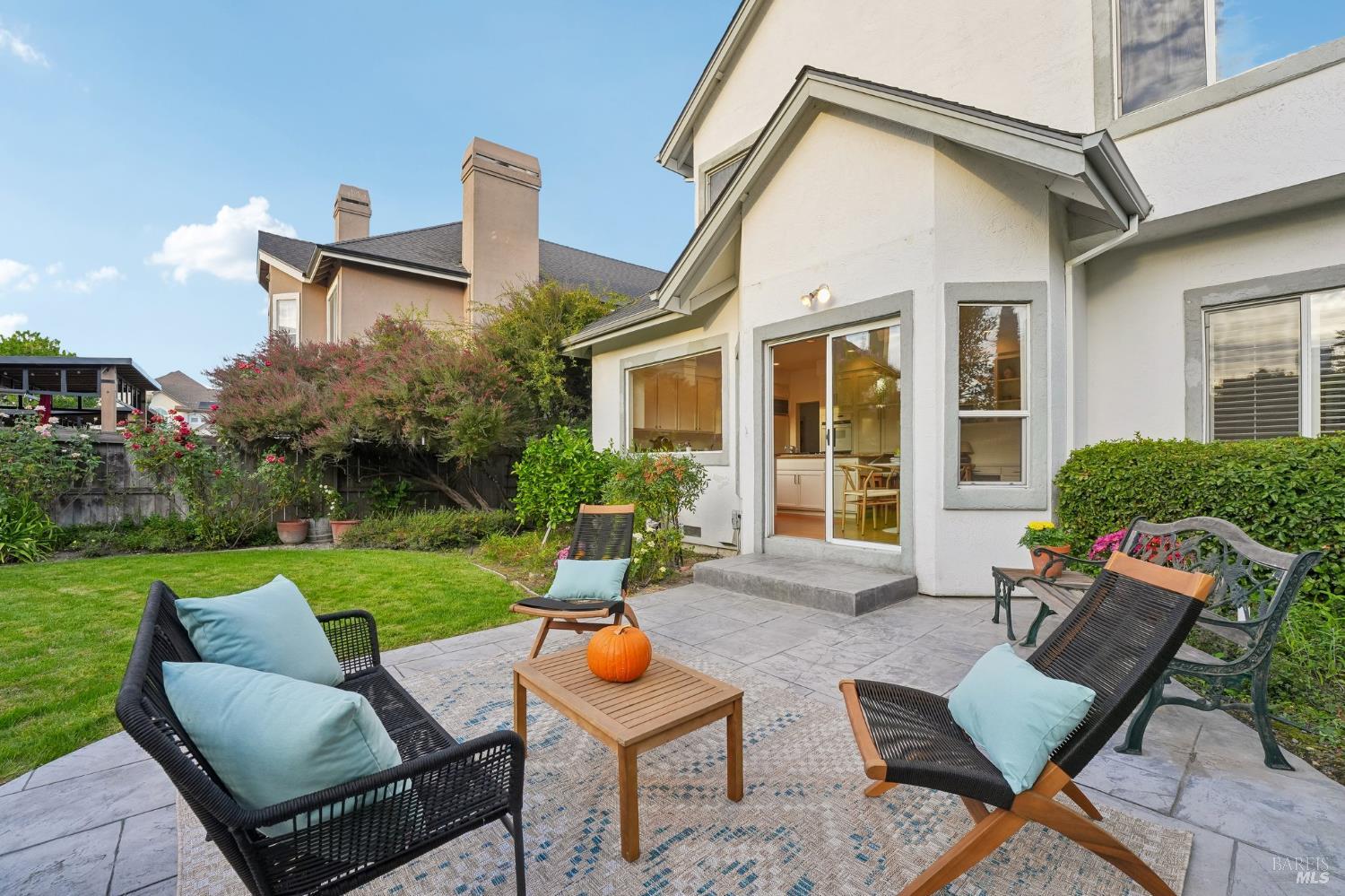 1006 Elsbree Lane Windsor CA 95492