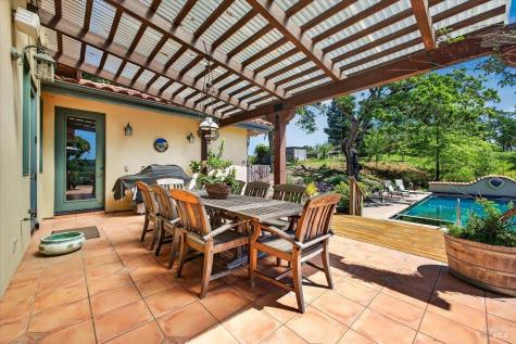 13404 Flora Ranch Road Healdsburg CA 95448