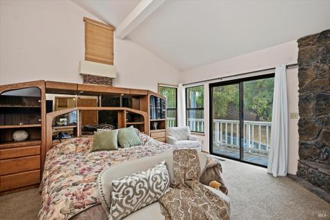 936 Valley View Drive Healdsburg CA 95448