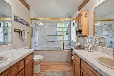 936 Valley View Drive Healdsburg CA 95448