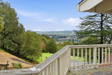 936 Valley View Drive Healdsburg CA 95448