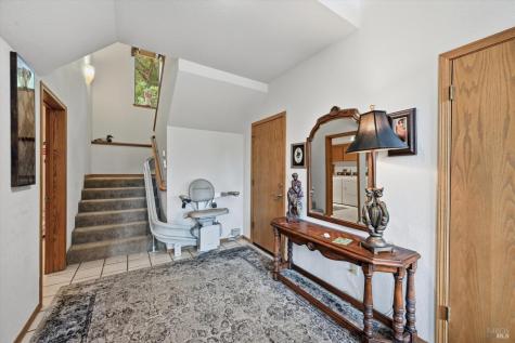 936 Valley View Drive Healdsburg CA 95448