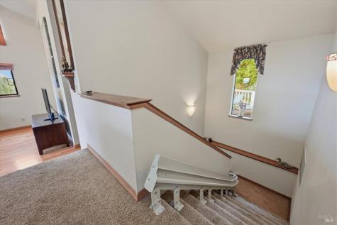 936 Valley View Drive Healdsburg CA 95448