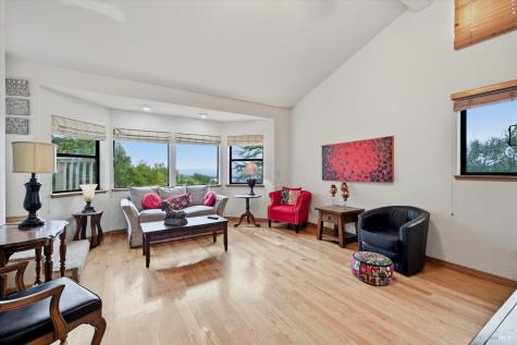 936 Valley View Drive Healdsburg CA 95448