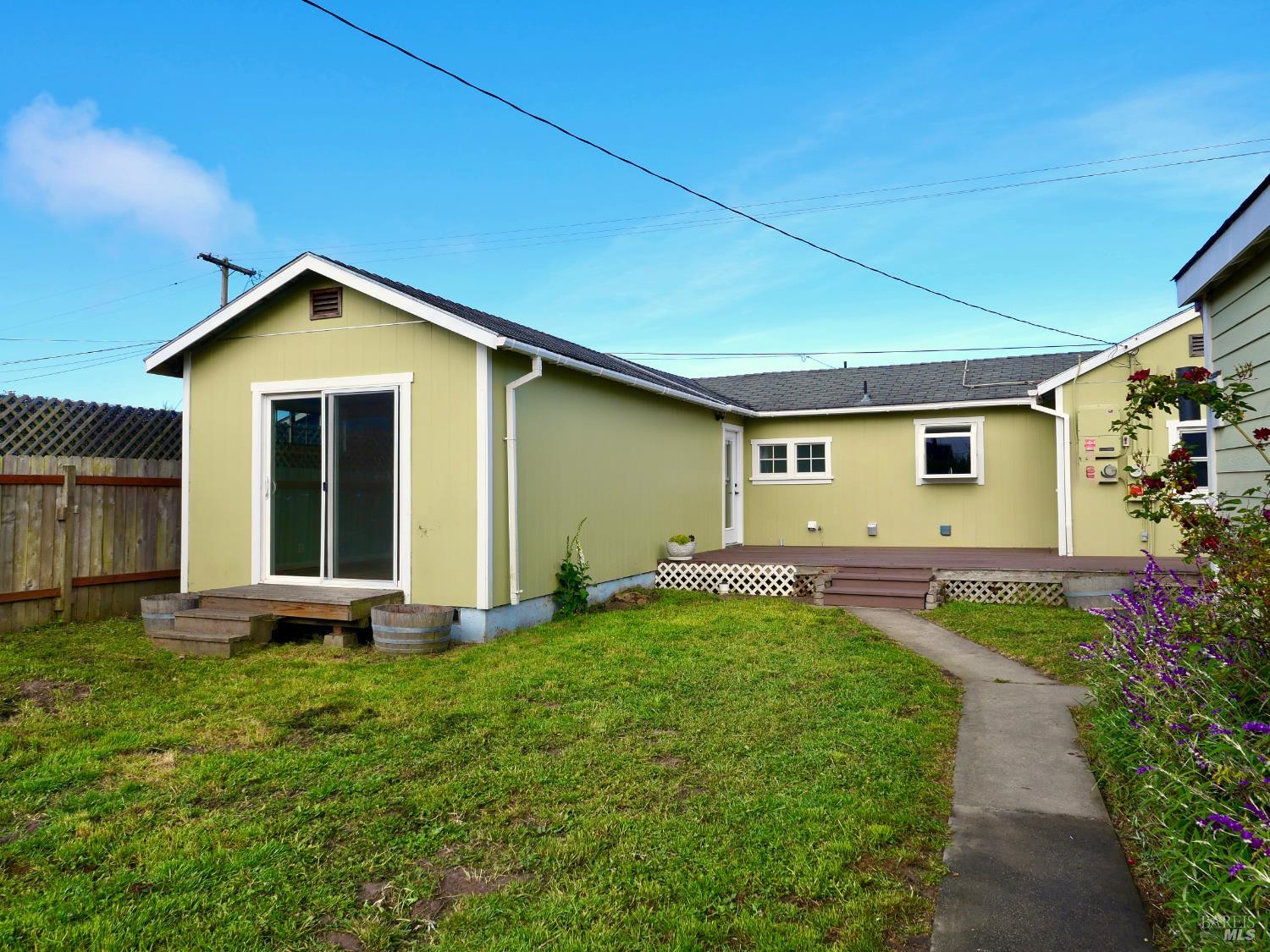 121 Livingston Street Fort Bragg CA 95437