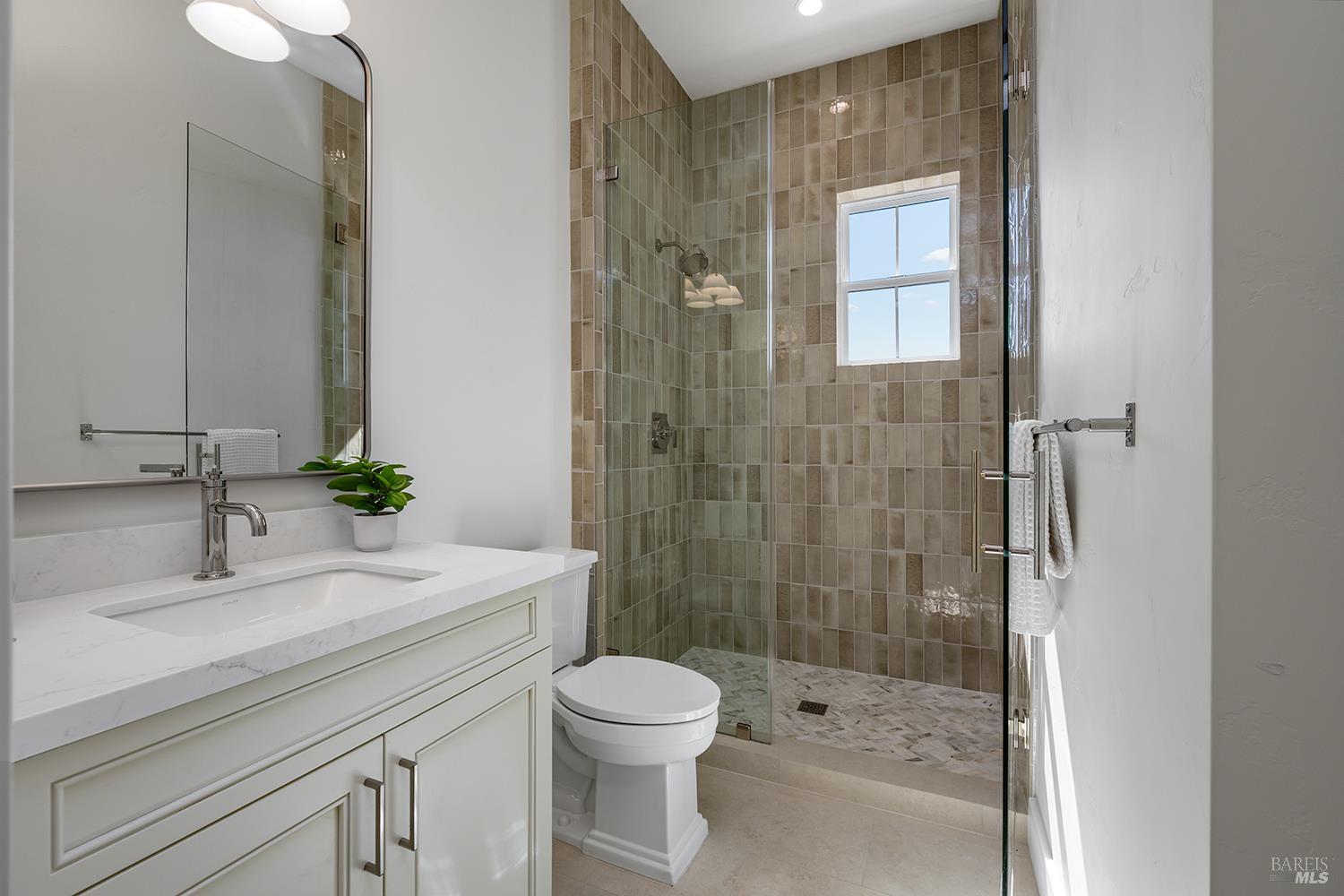 5055 Upper Ridge Road Santa Rosa CA 95404