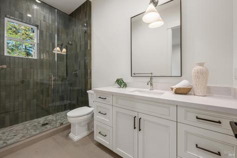 5055 Upper Ridge Road Santa Rosa CA 95404