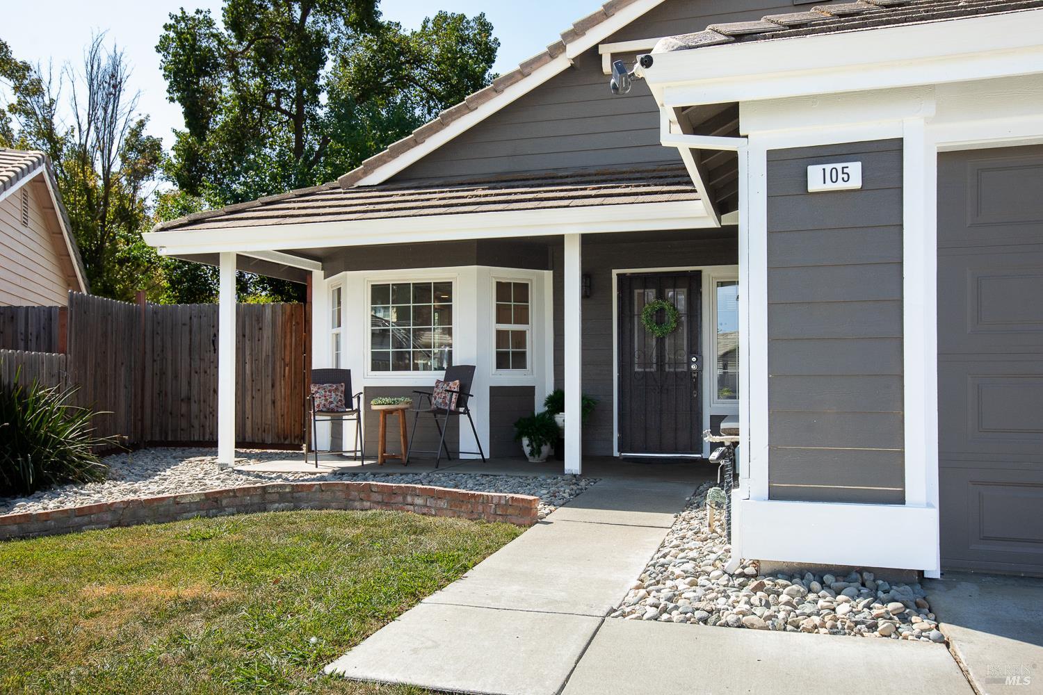 105 Victoria Court Dixon CA 95620