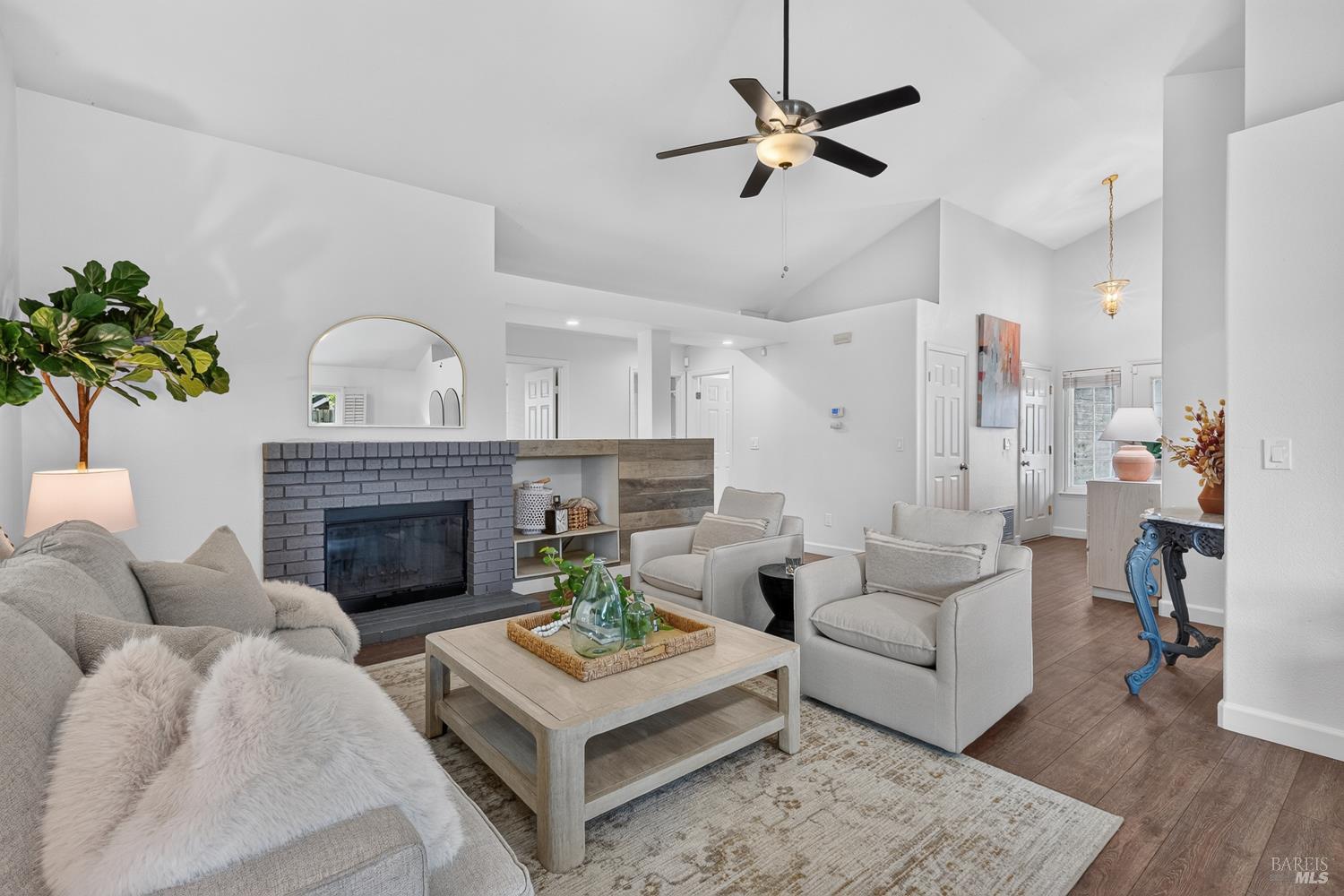 105 Victoria Court Dixon CA 95620