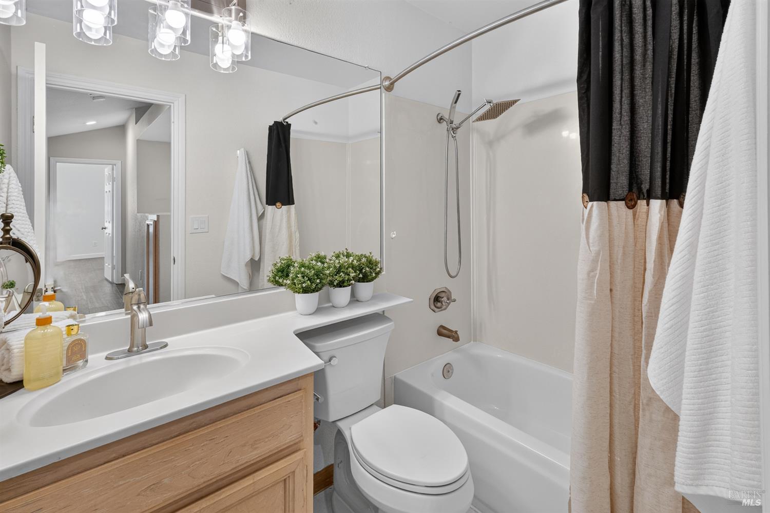 105 Victoria Court Dixon CA 95620