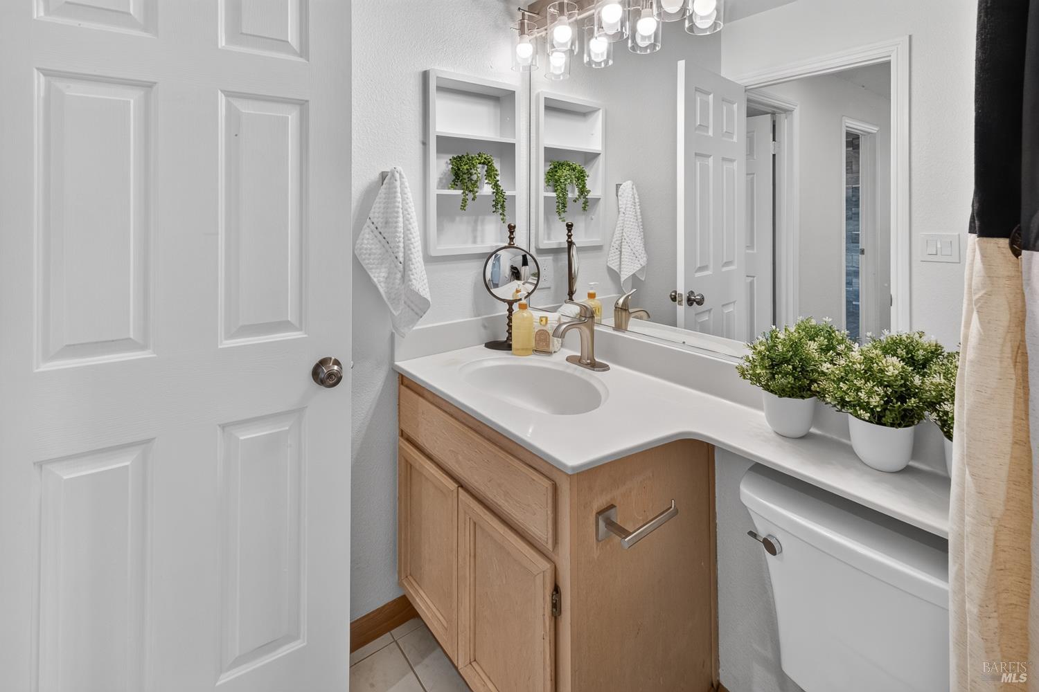 105 Victoria Court Dixon CA 95620