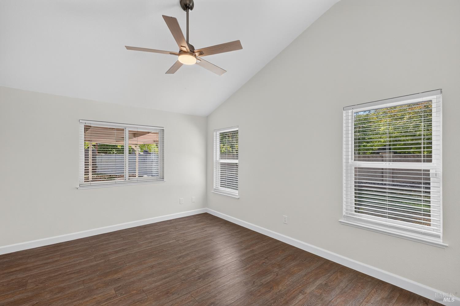 105 Victoria Court Dixon CA 95620